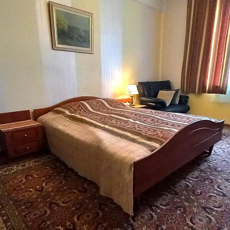 Majakovski Guesthouse Sillamäe Dış mekan fotoğraf